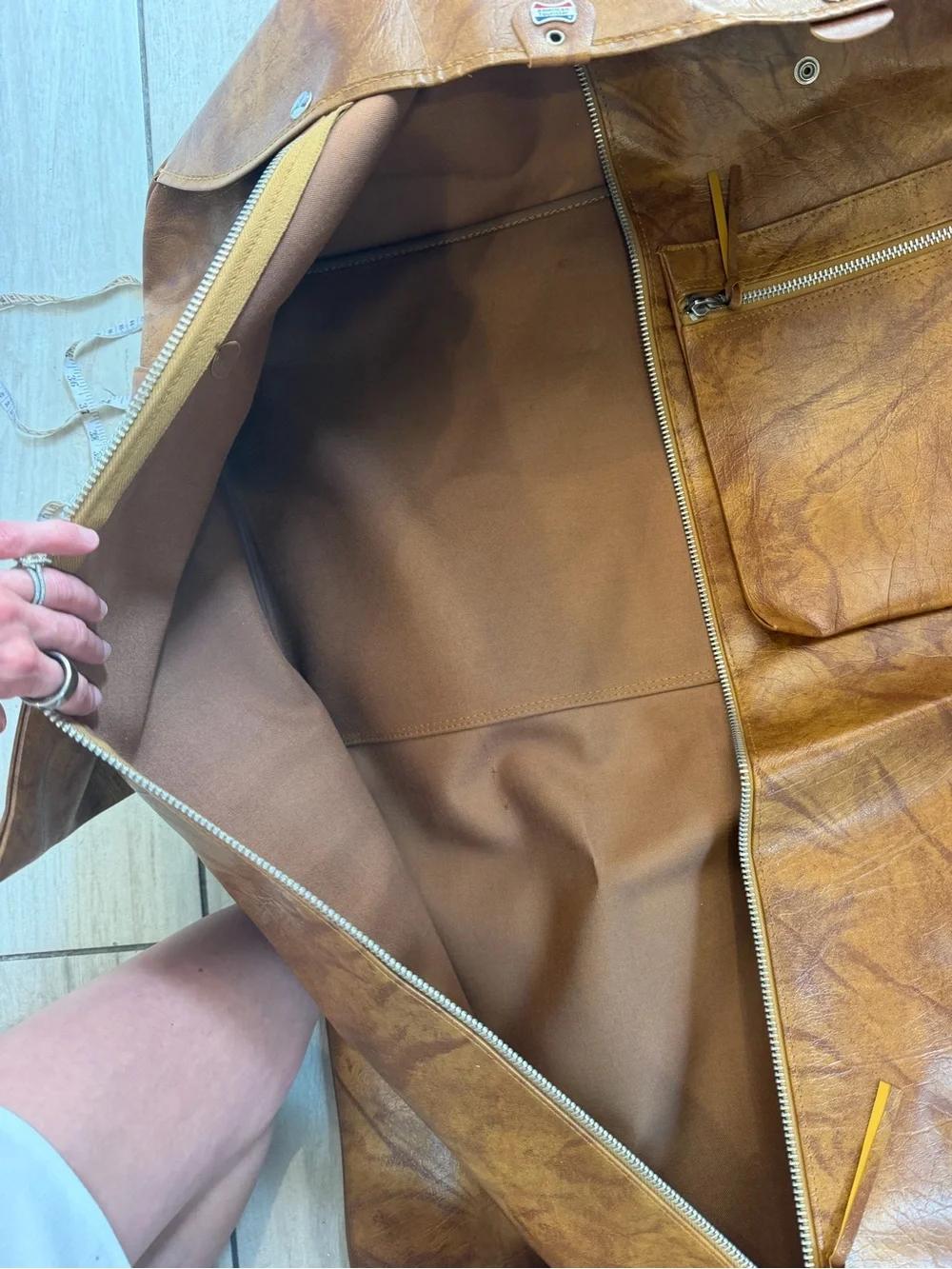 Amazing vintage Brown Leather Garment Bag American Tourister